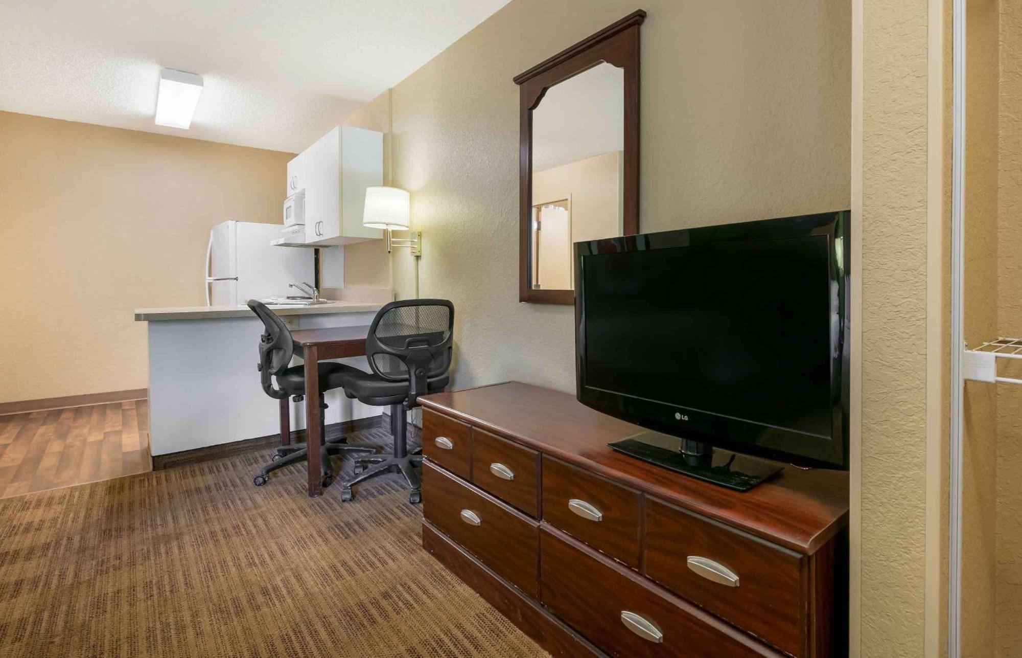 Extended Stay America Select Suites - Gainesville - I-75 Esterno foto