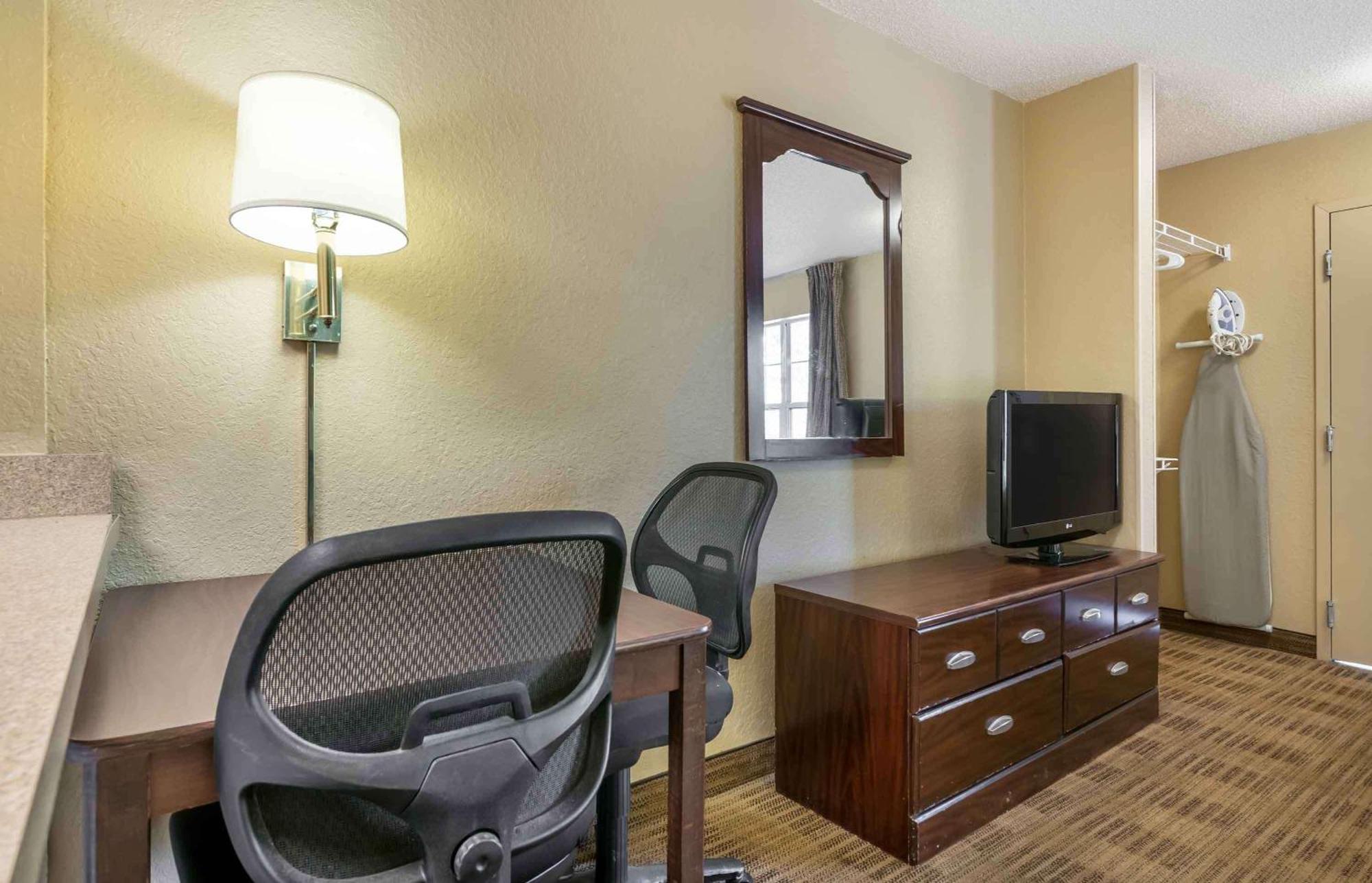 Extended Stay America Select Suites - Gainesville - I-75 Esterno foto